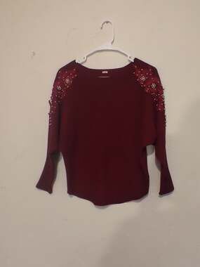 H5 Burgandy Lightweight Sweater